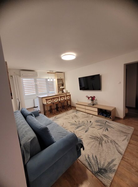 Militari, apartament 2 camere 56 mp, piata Veteranilor, bl, 1981