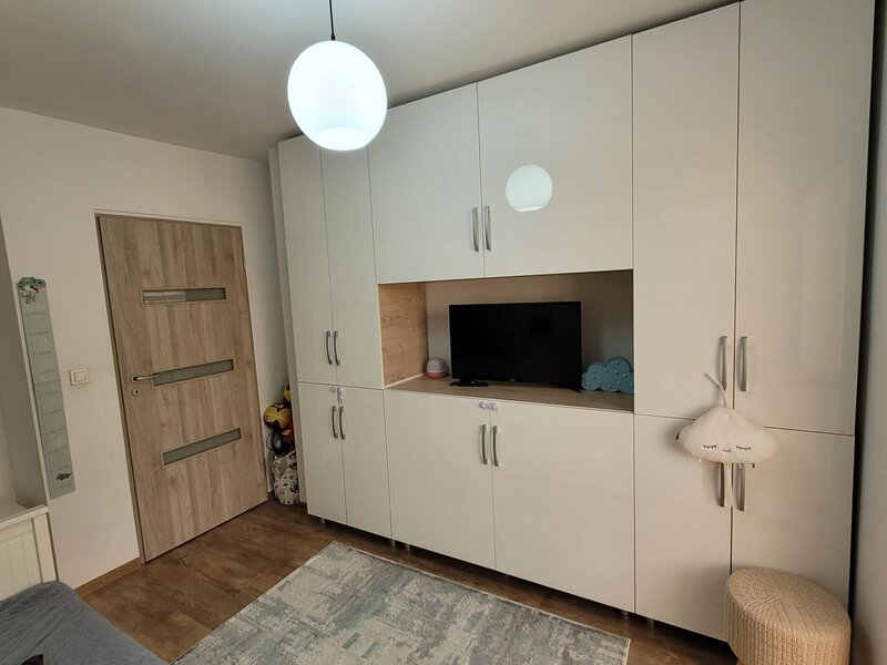 Militari, apartament 2 camere 56 mp, piata Veteranilor, bl, 1981