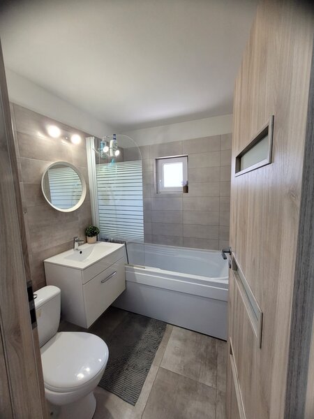 Militari, apartament 2 camere 56 mp, piata Veteranilor, bl, 1981