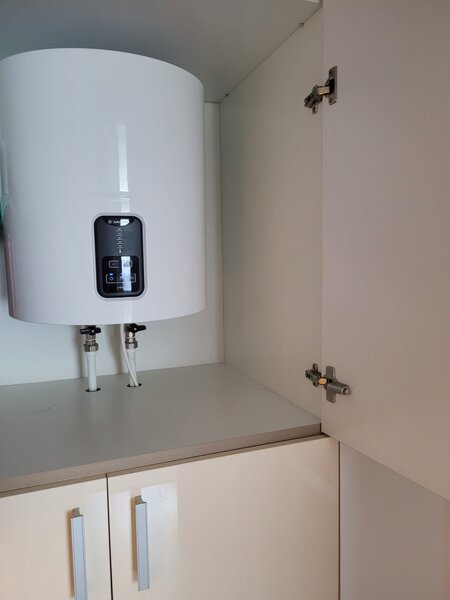 Militari, apartament 2 camere 56 mp, piata Veteranilor, bl, 1981